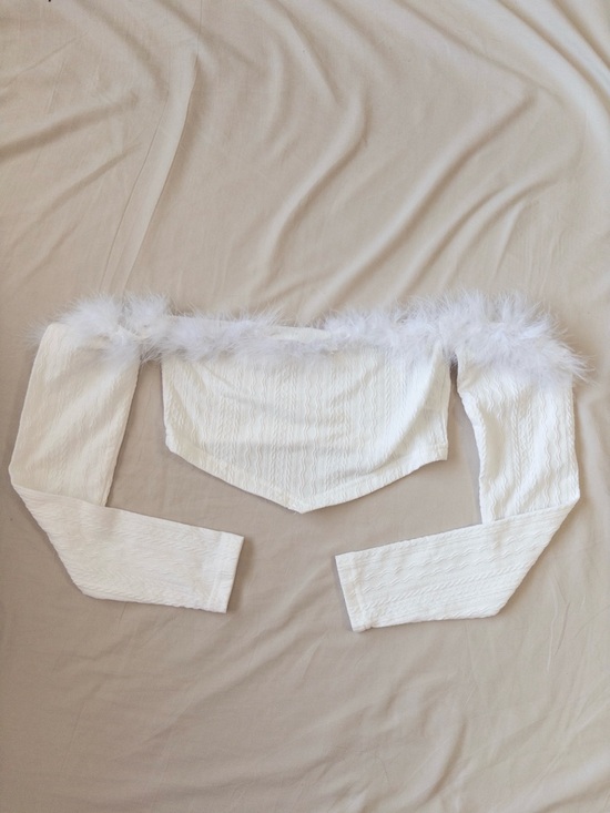 SHEIN Tops - SHEIN White Off-Shoulder Feather Trim Crop Top